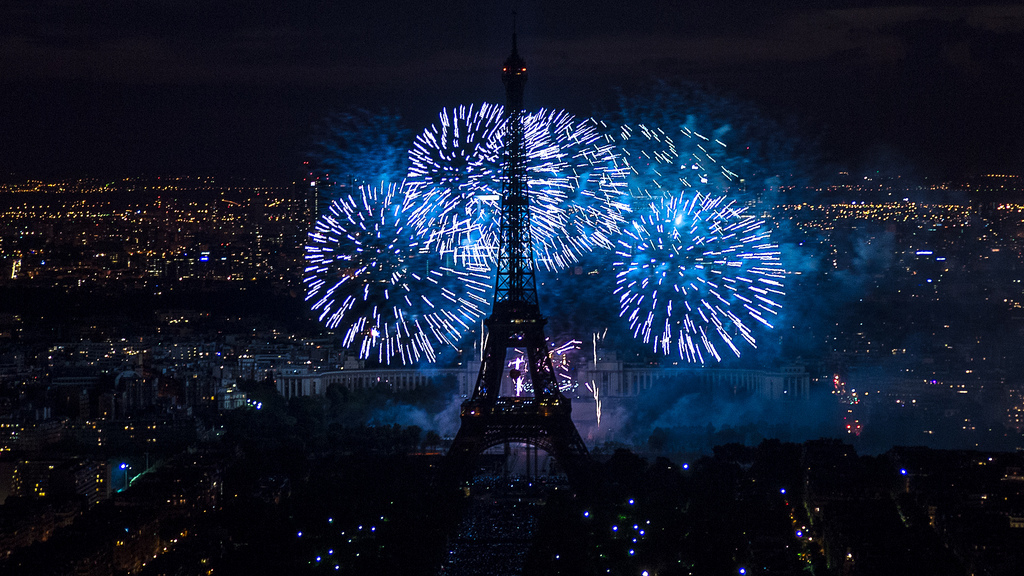 Tour Eiffel feu d'artifice