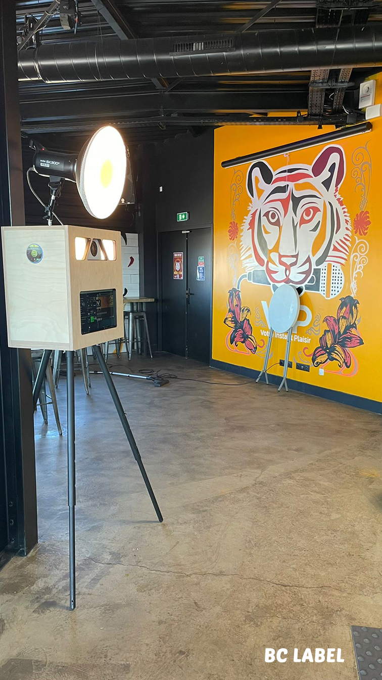 borne photo selfie restaurant - dynamiser son activité restaurant - photomaton